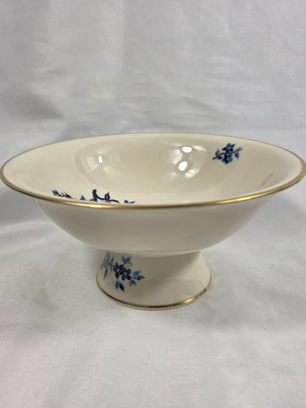 Lenox Pagoda Round Compote Ivory Background Blue & Gold Flowers